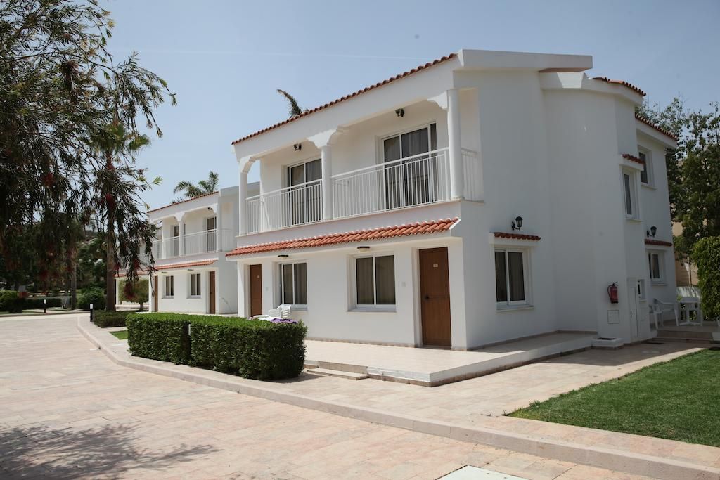 Maistrali Hotel Apartments & Bungalows фото 45