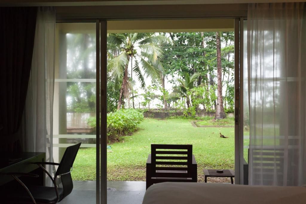 The Grand Southsea Khaolak фото 28