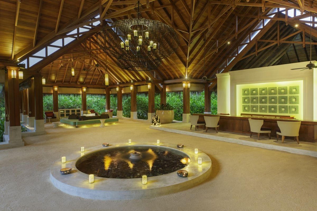 Dusit Thani Maldives фото 14