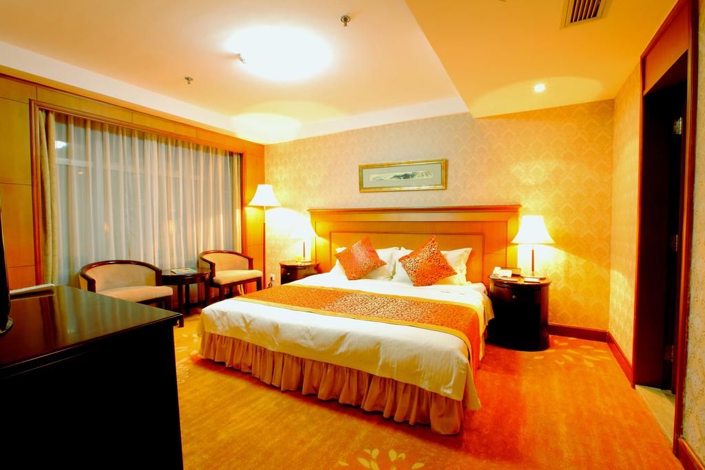 Central Plaza Hotel Dalian фото 23