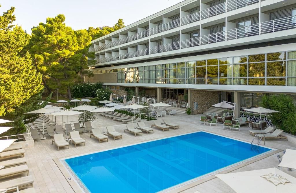 Bluesun Hotel Maestral фото 0