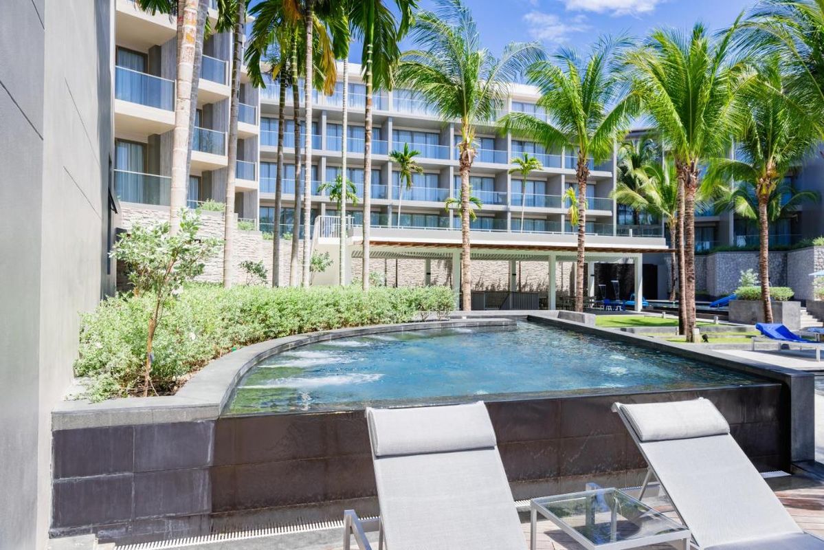 Oceanfront Beach Resort & Spa фото 5