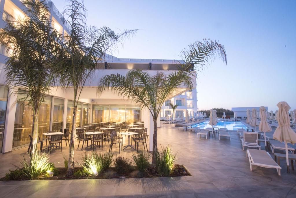 Evalena Beach Hotel фото 22