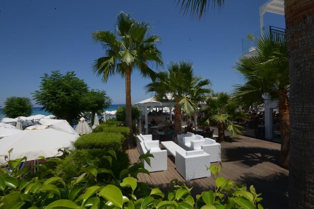 Silver Sands Beach Hotel фото 46